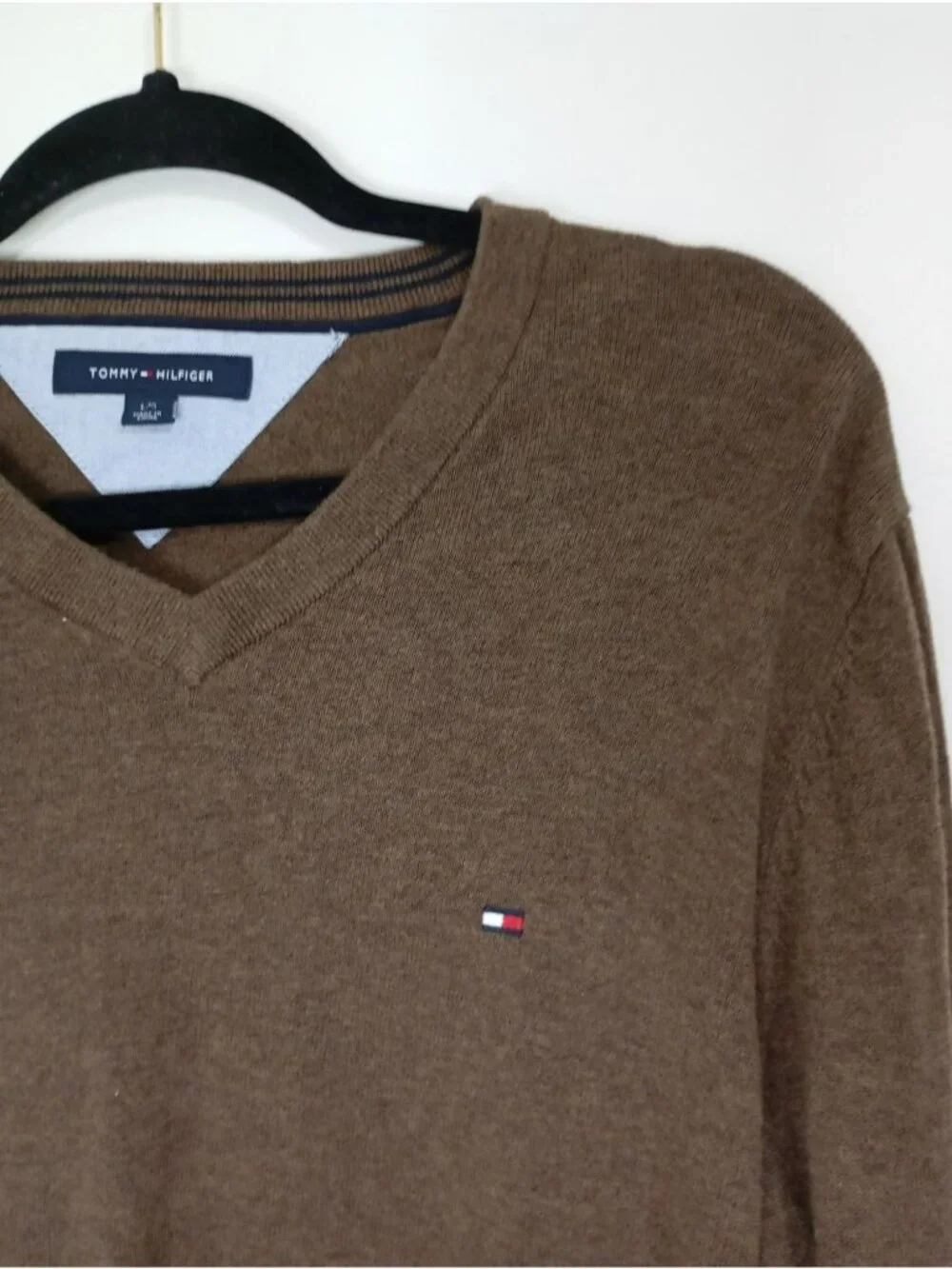 Tommy Hilfiger Sweater Mens Size L Brown V-Neck Long-Sleeve 100% Cotton